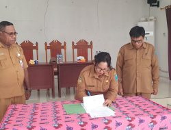 Plt. Sekda Pimpin Sertijab Kepala Dinas Kesehatan Mamberamo Raya